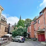 Riverfront 1bd Old Town By Hostlovers Διαμέρισμα