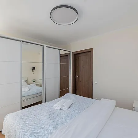 Riverfront 1bd Old Town By Hostlovers * Kaunas