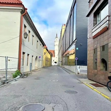 Apartment Riverfront 1bd Old Town By Hostlovers